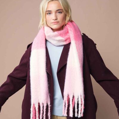 Beechfield Fluffy Check Scarf Thumbnail
